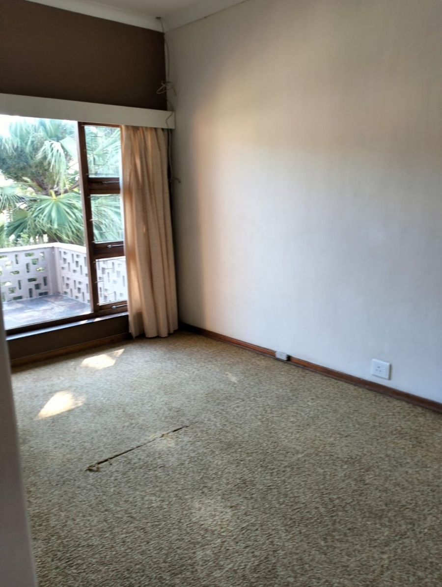 5 Bedroom Property for Sale in Sunnyridge Eastern Cape